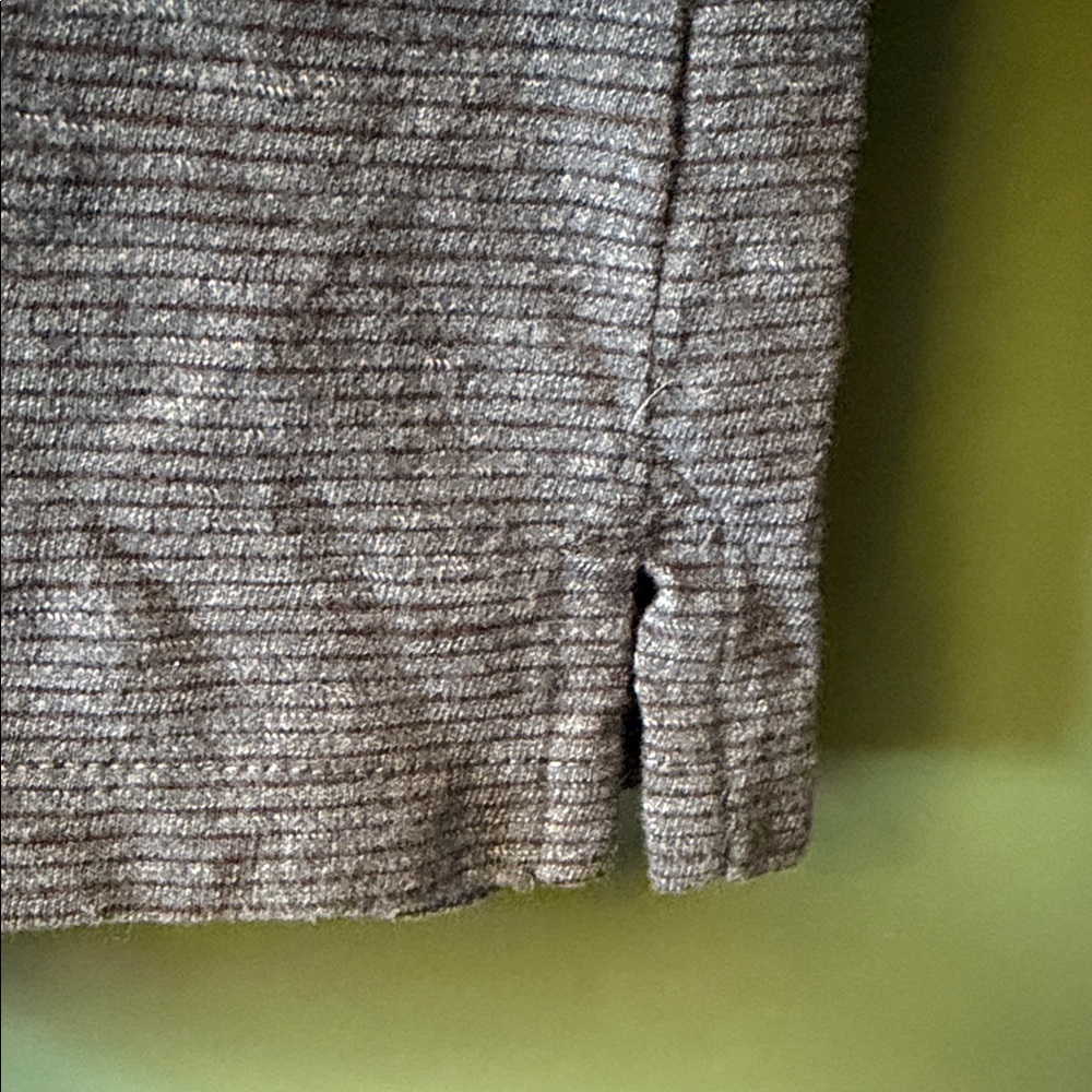 Abercrombie & Fitch Teal Soft Long Sleeve Tee Knit Basic - Picture 4 of 6